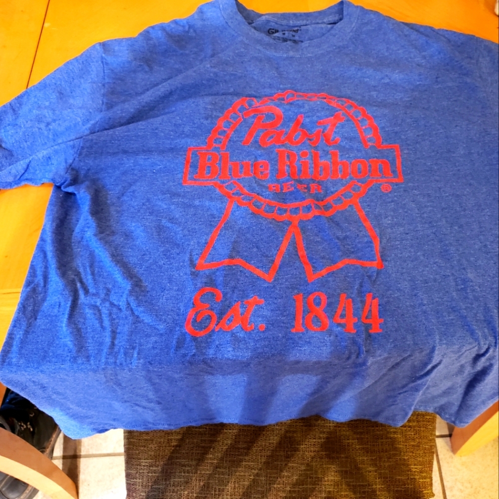 Blue Pabst Blue Ribbon Est 1844 T-shirt size M Good Condition